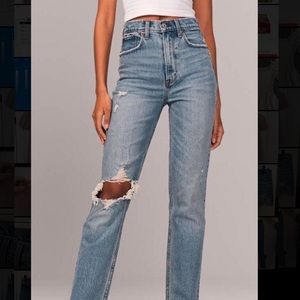 Abercrombie ultra high rise 90s straight jean size 2